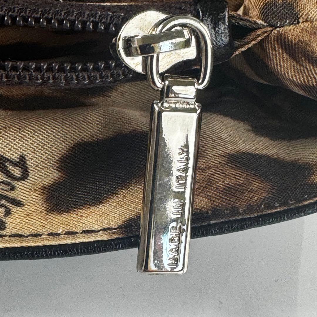 【美品】ドルチェアンドガッバーナ　財布　フラップ　レオパード　ナイロン　ハラコ