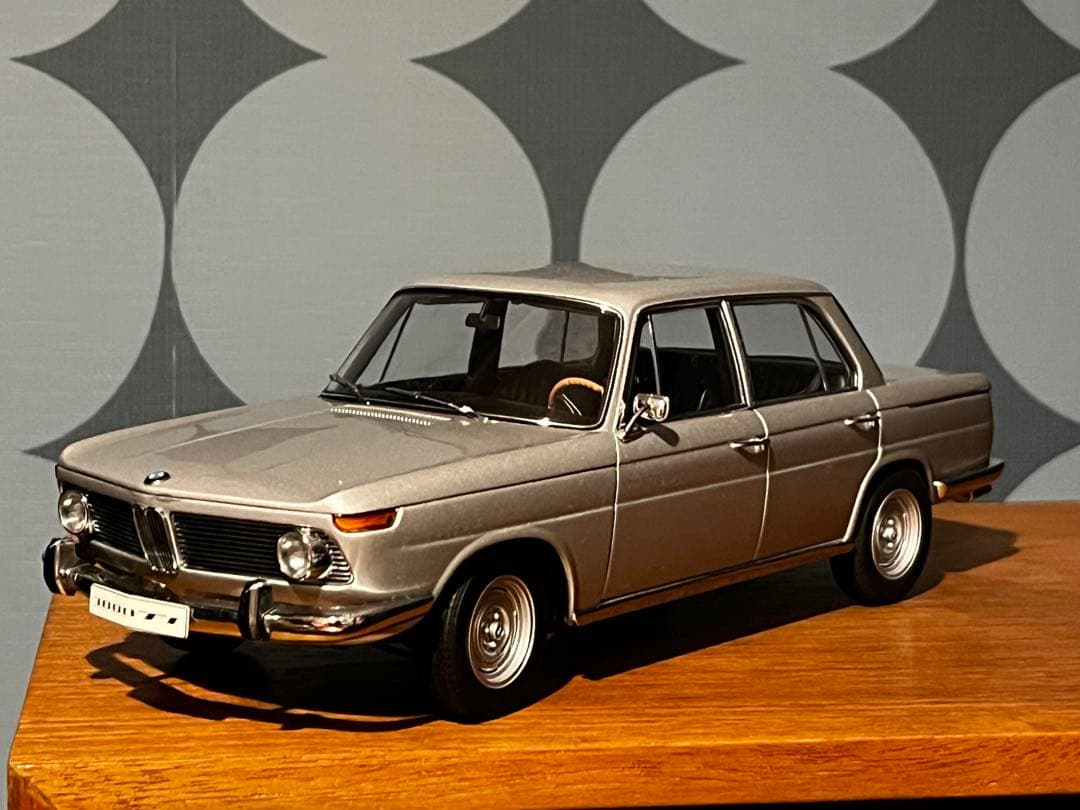 オートアート- BMW - 1800 TI/SA 1/18