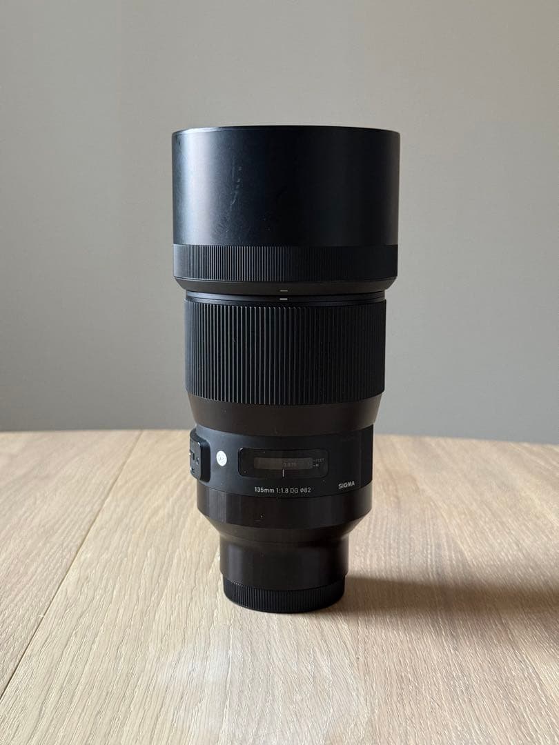 SIGMA 135mm F1.8 DG HSM Art レンズ