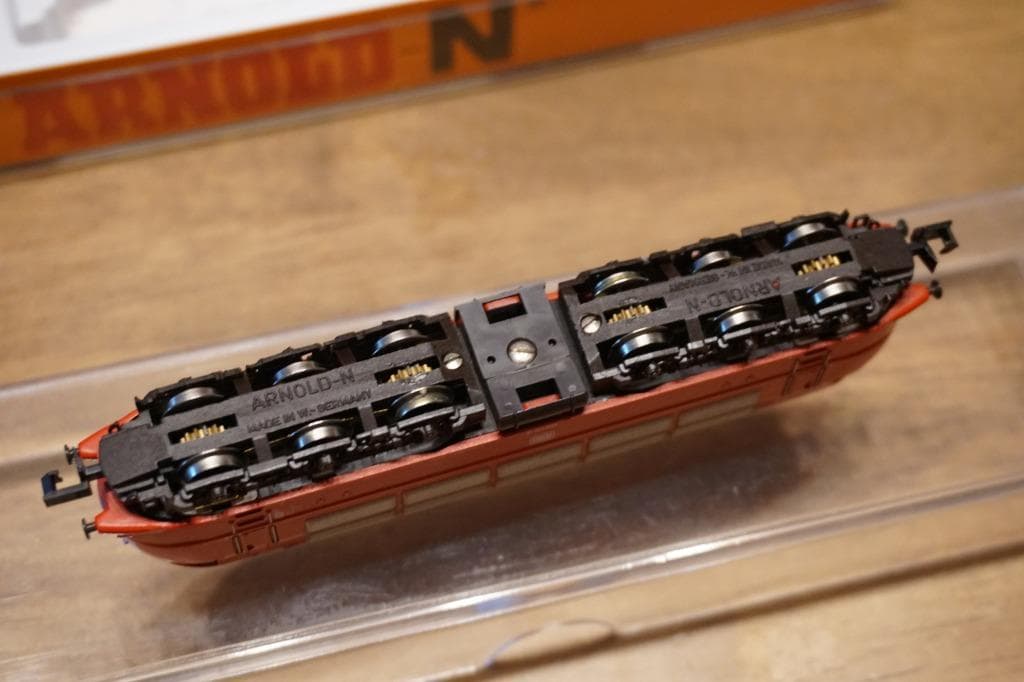 ARNOLD 品番2353 DB(ドイツ）　１０３型１１５－２　オリエント赤塗装
