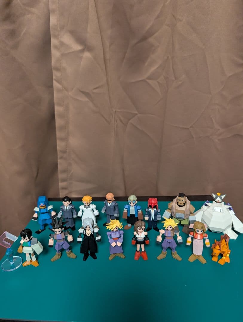 FF7ポリゴンフィギュア16体セット　ザックス前髪欠品