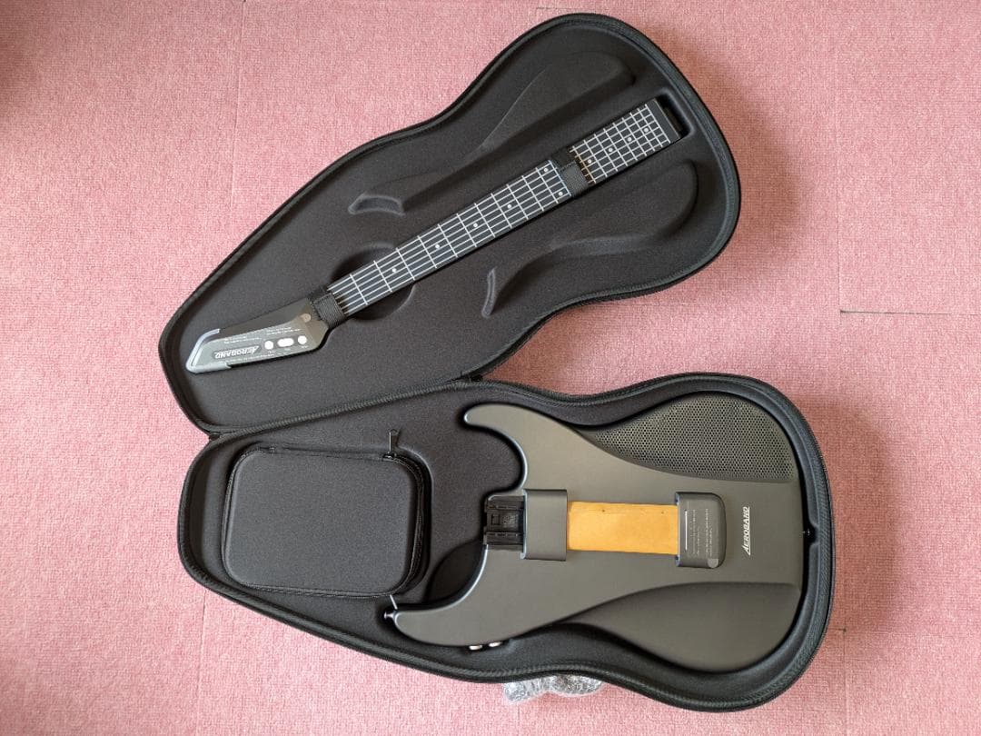 Aeroband guitar　エアロバンドギター　ケース付き