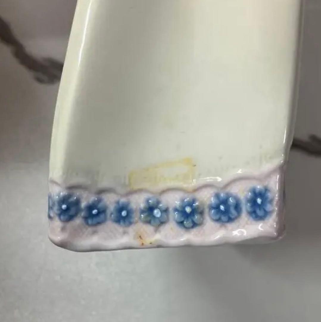 LLADRO リヤドロ 5605 花籠を持つ少女 フィギュリン 箱付