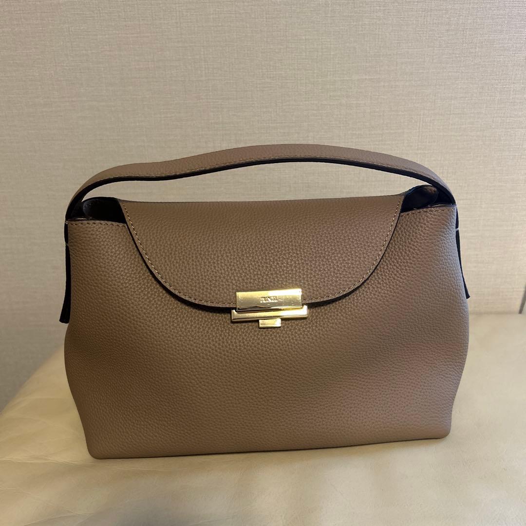 PUNTI.MAGUNOLIA ハンドバック