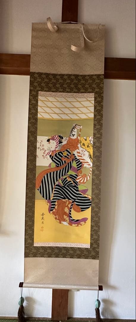 美人画　掛軸 浮世絵　未使用品　桐箱