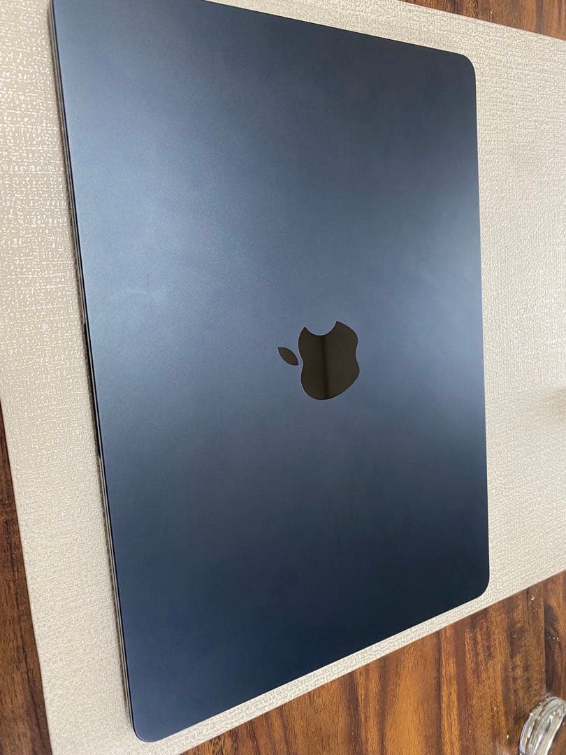 MacBook本体 Apple MacBook Air 2022 /M2 /8GB /512GB