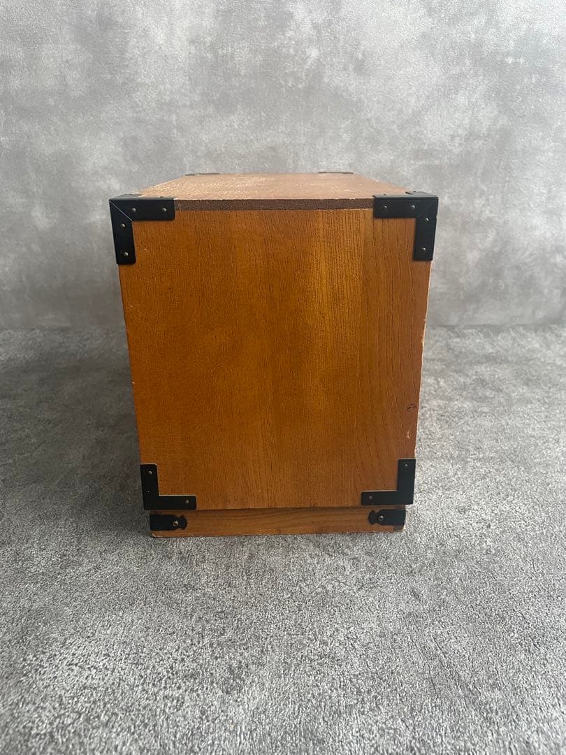 昭和レトロな木製小箪笥