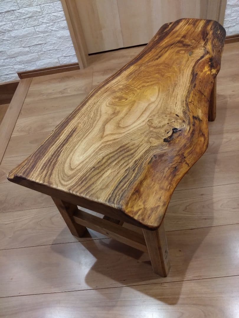 栗のベンチ78　しょうちゃん❕いい栗の耳付き一枚板で杢目が綺麗ですよ