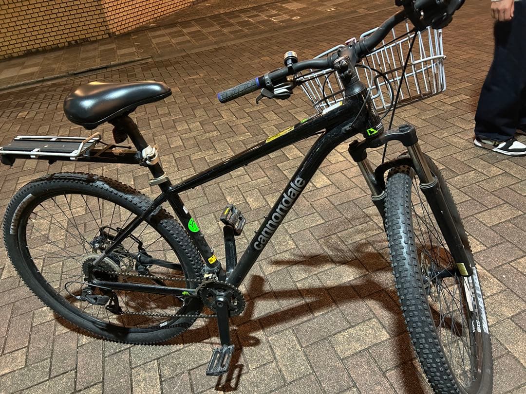 Cannondale マウンテンバイク ブラック バスケット付き　キャノンデール