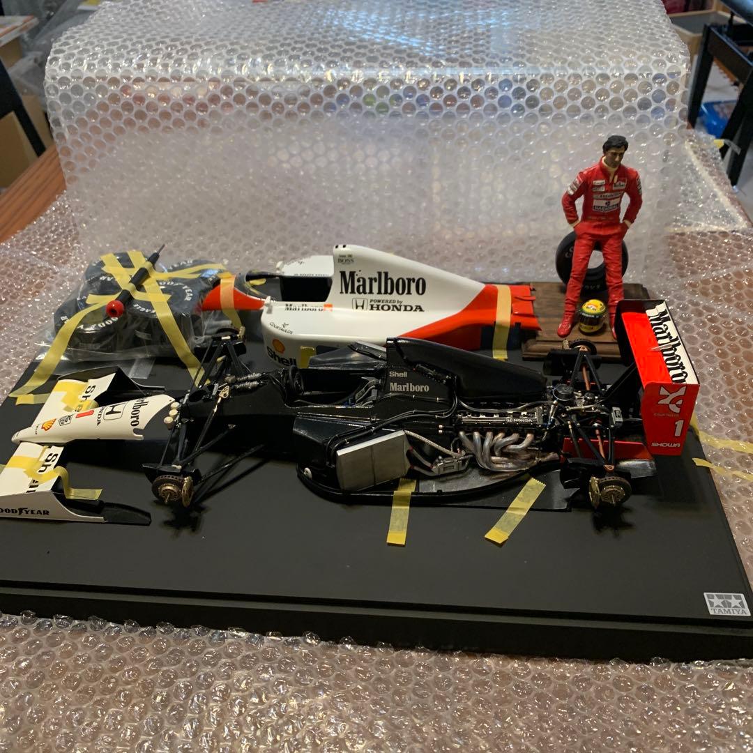 白*魔様 タミヤ　マクラーレン MP4/6 1/12スケールモデル完成品＆セナフ