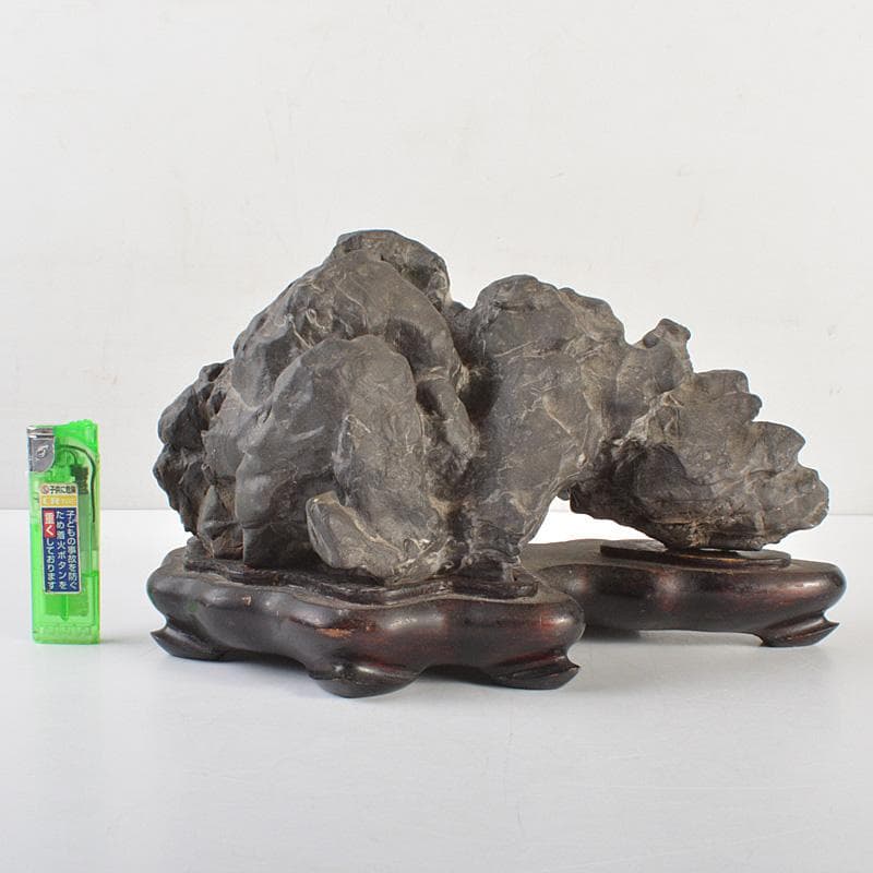 中国　鑑賞石　太湖石　霊壁石　置物　唐木台付　V　R7487