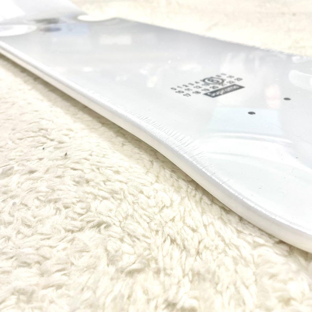 シュプリーム × MM6メゾンマルジェラ ナンバー ロゴ スケートボード ウッド