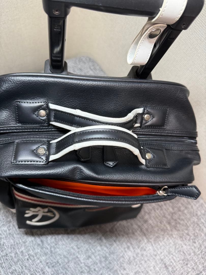 希少✨　カステルバジャック　鍵付き　レザー　キャリーケースブラック　デカロゴ