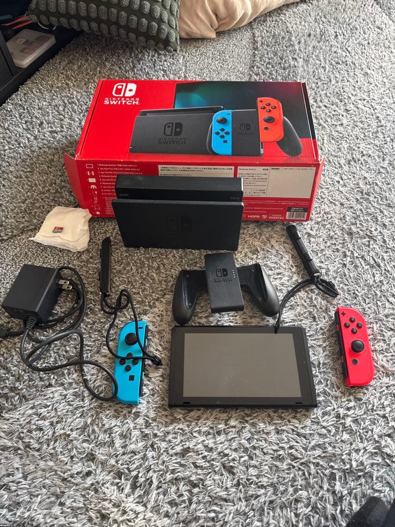 Nintendo Switch / 128GB microSD付き