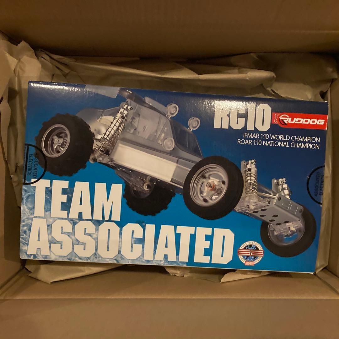 新品未開封　Associated RC10 クラシッククリアエディション