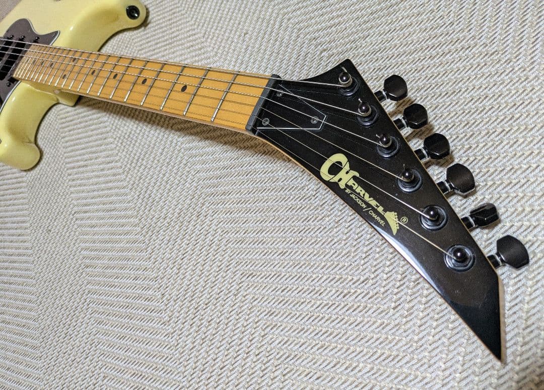 Charvel by Jackson ギター