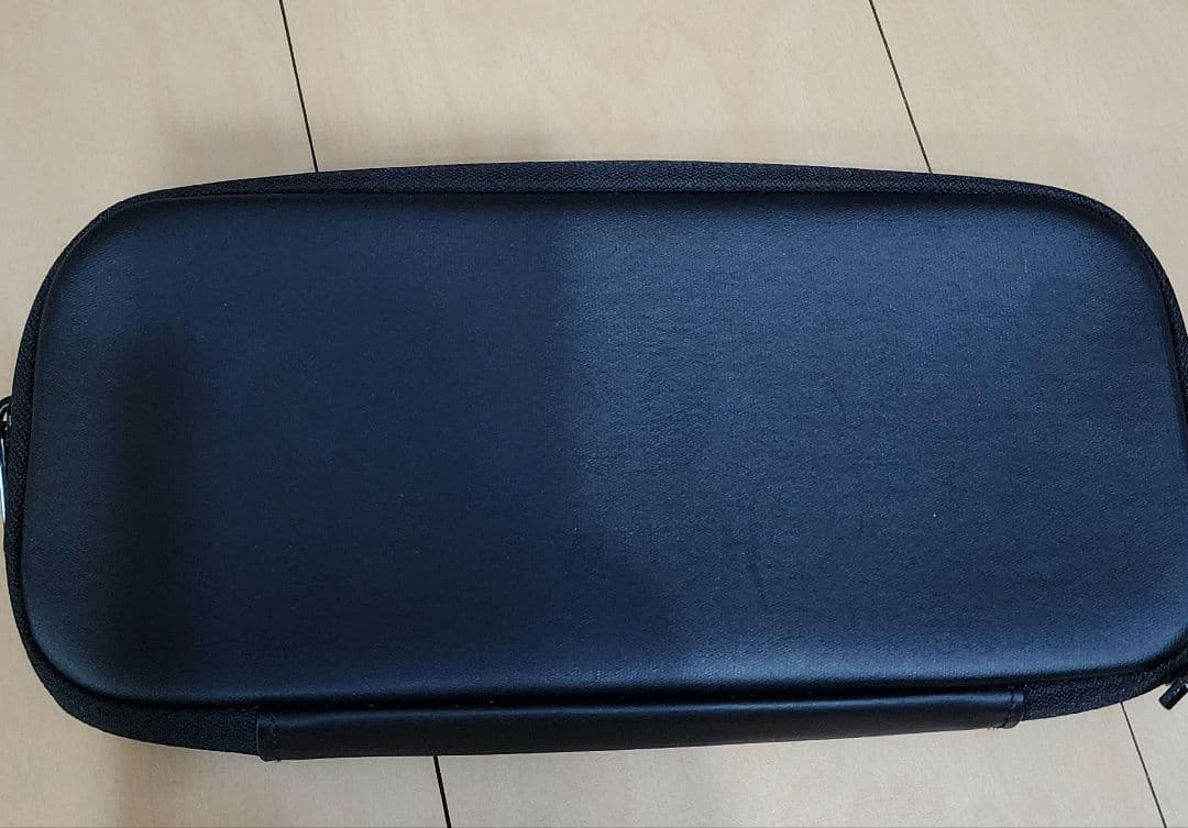 Nintendo Switch 本体 ジョイコンとケース付き