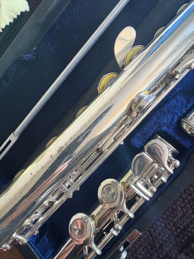 フルート　調整済　ヤマハYFL211S（メッキ不良）Eメカ銀メッキ仕様