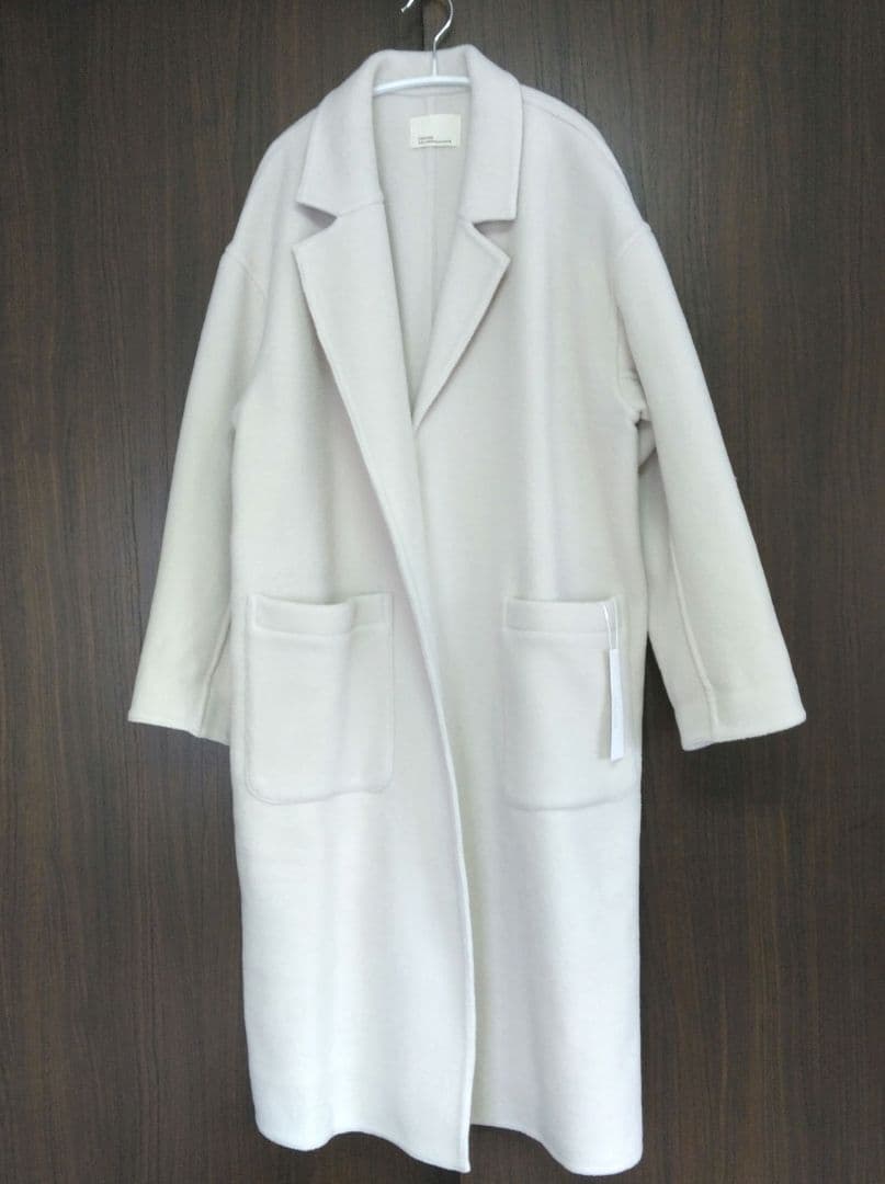 タグ付き新品　ガリャルダガランテ　リバーコート　グレイッシュベージュ