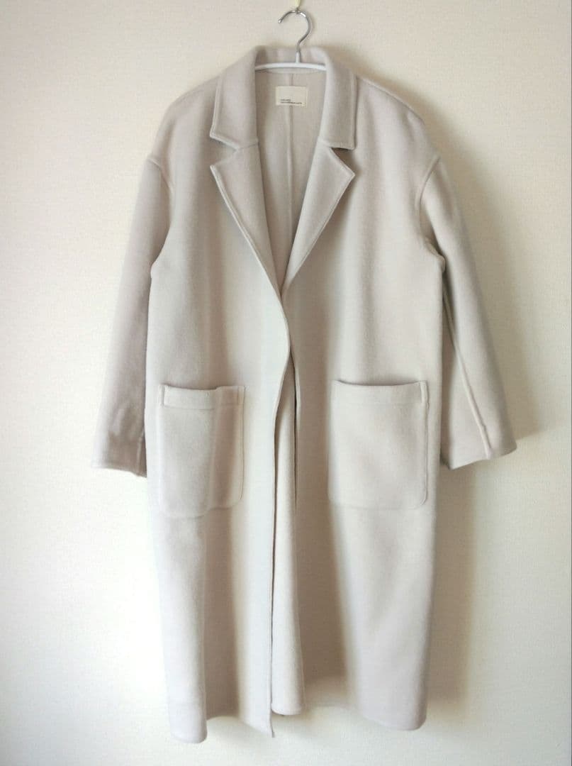 タグ付き新品　ガリャルダガランテ　リバーコート　グレイッシュベージュ