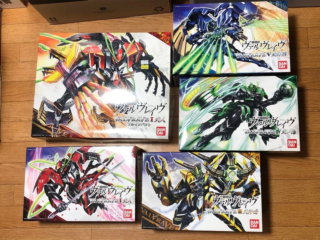 【未組み立て】ヴァルヴレイヴ　プラモデル5点セット