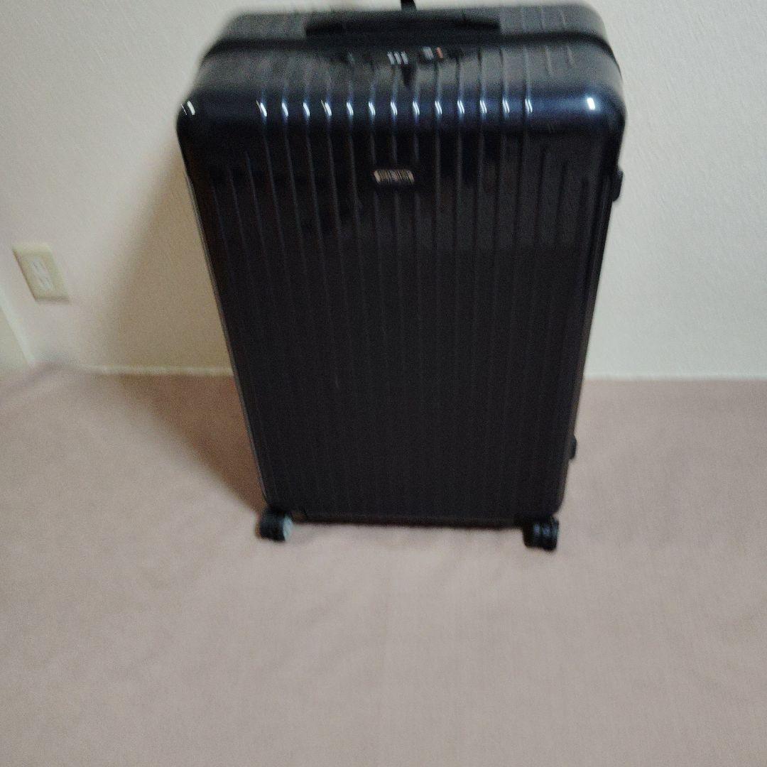 RIMOWAサルサエアー91リットル　ネイビー廃盤品　シール、ベルト付き