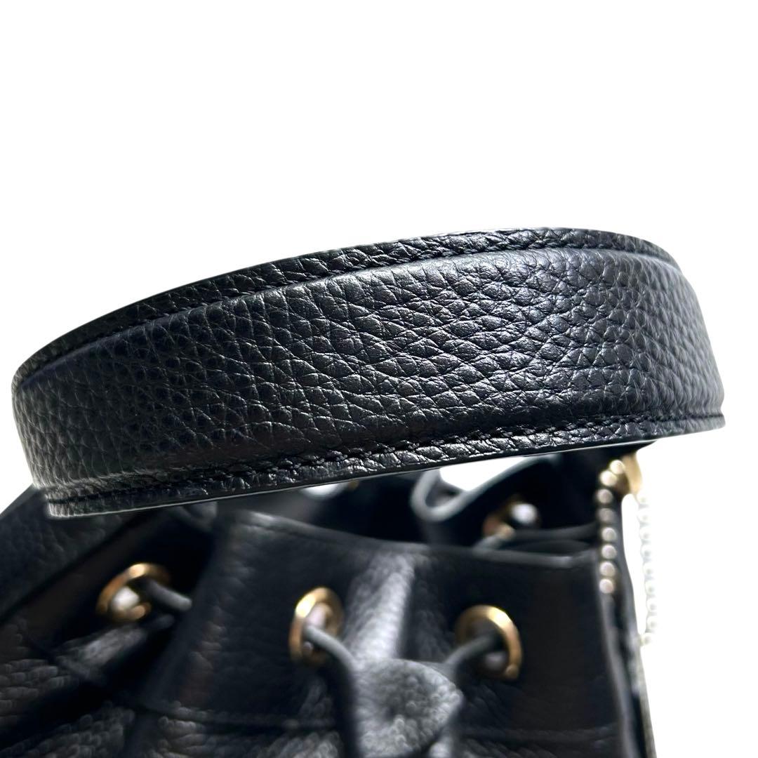 美品 COACH コーチ　デンプシー ドローストリング バケット バッグ　黒