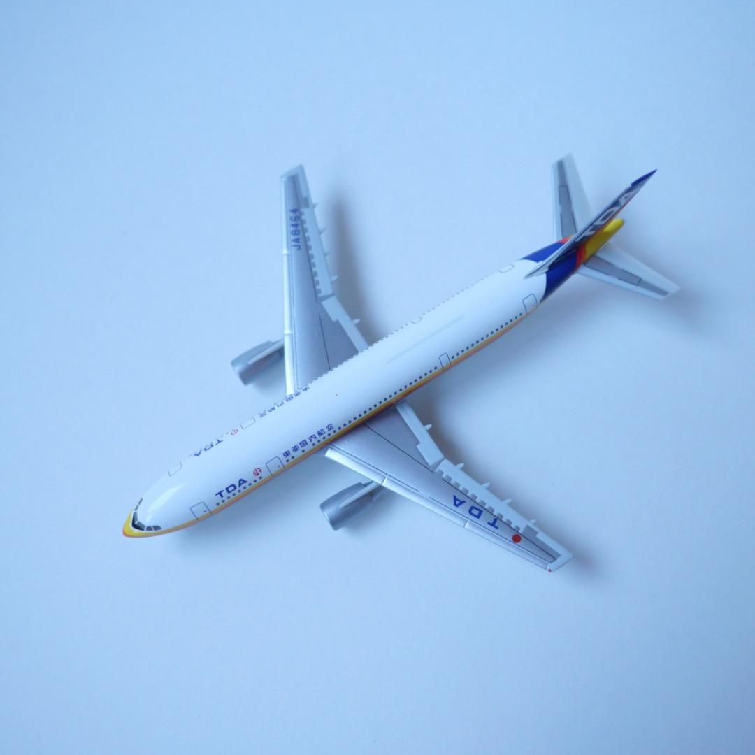 TDA 東亜国内航空 Airbus A300 Scale 1:400