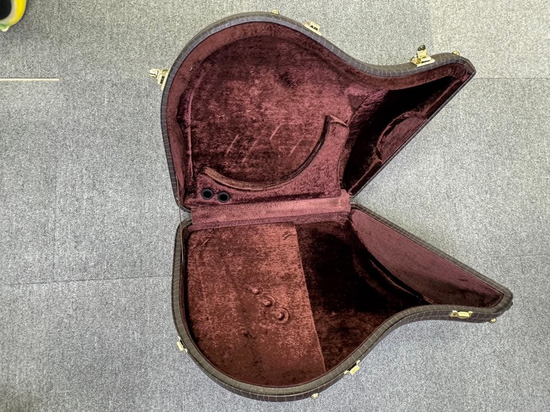 アレキサンダー ホルン ワンピースケース ハードケース　103