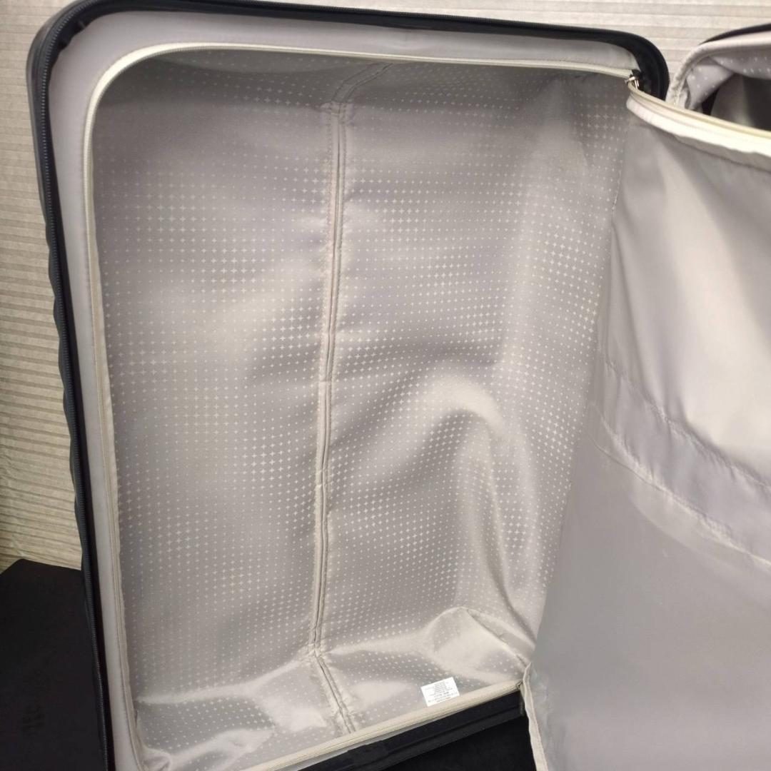 ☆☆リカルドビバリーヒルズ　スピナースーツケース　キャニオン28インチ