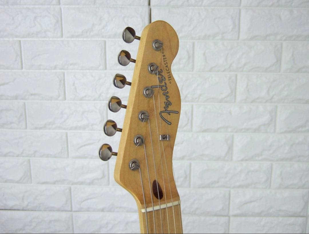 ギター Fender Japan Hybrid Telecaster Deluxe