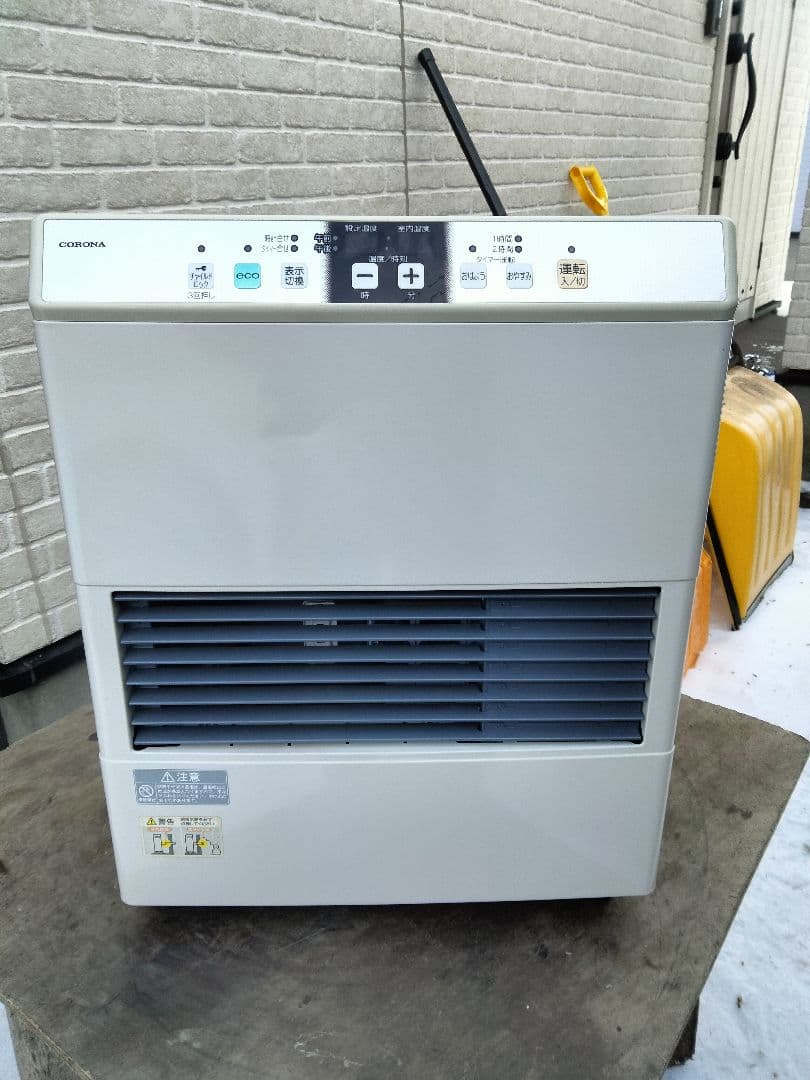 札幌発コロナFF温風石油ストーブ！品番「FF‐4213GS」2013年式中古品