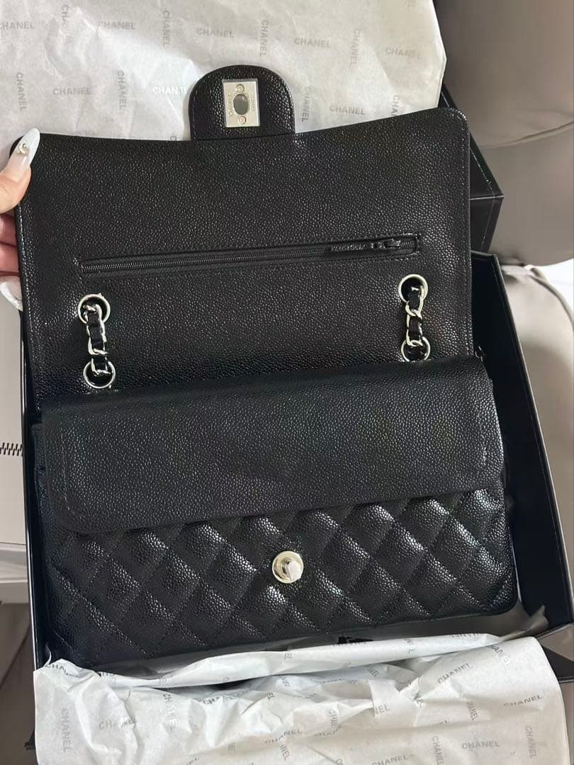 ノベルティ　CHANEL チェーン　ブラックバッグ　キャビアスキン