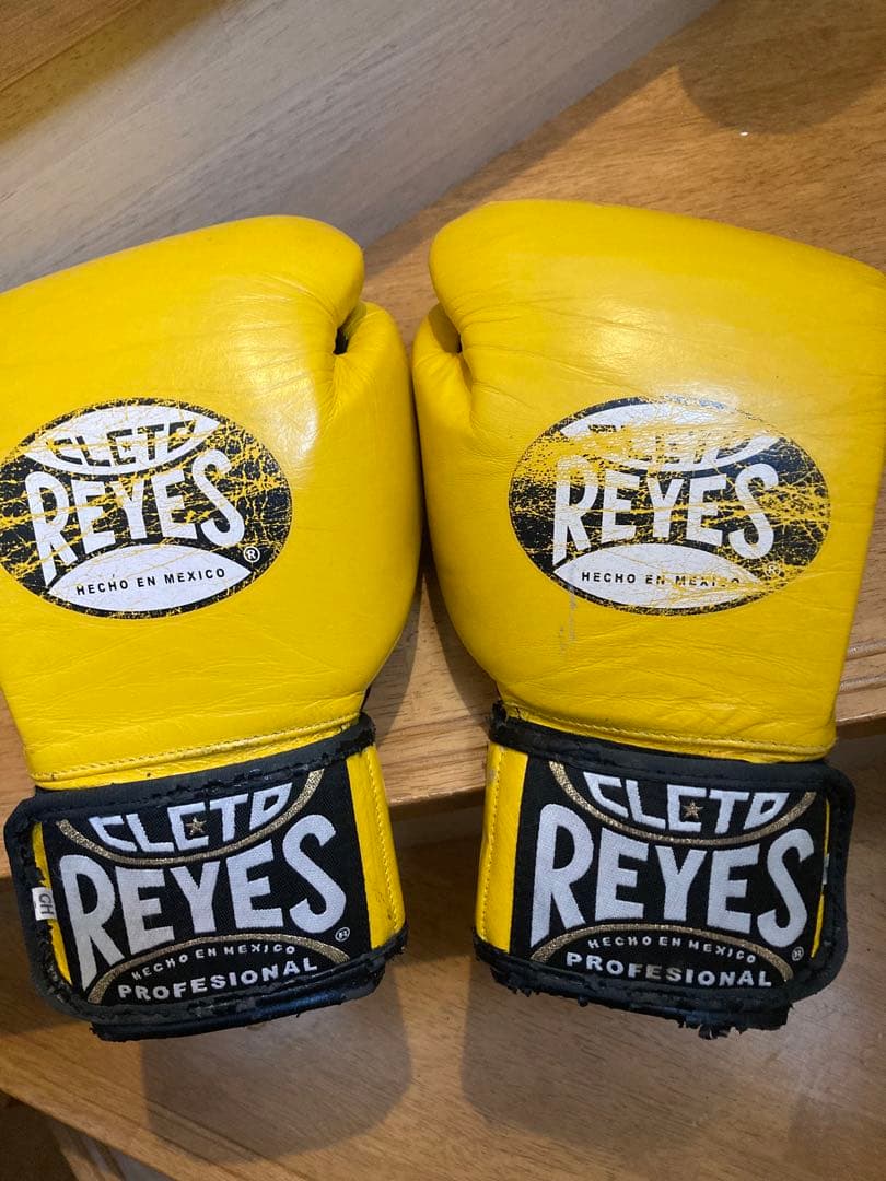 REYES レイジェス ボクシンググローブ １０オンス イエロー メキシコ製