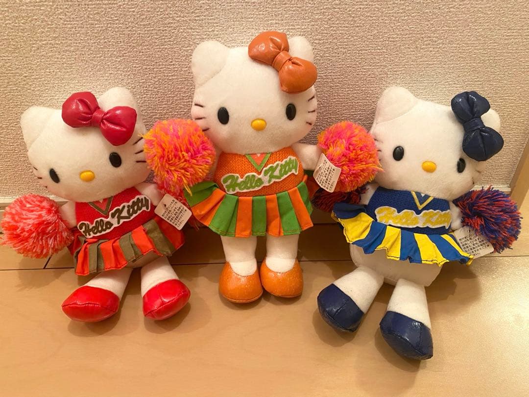 【希少】レトロ　ハローキティ　チアガール3体セット レアサンリオ　ぬいぐるみ