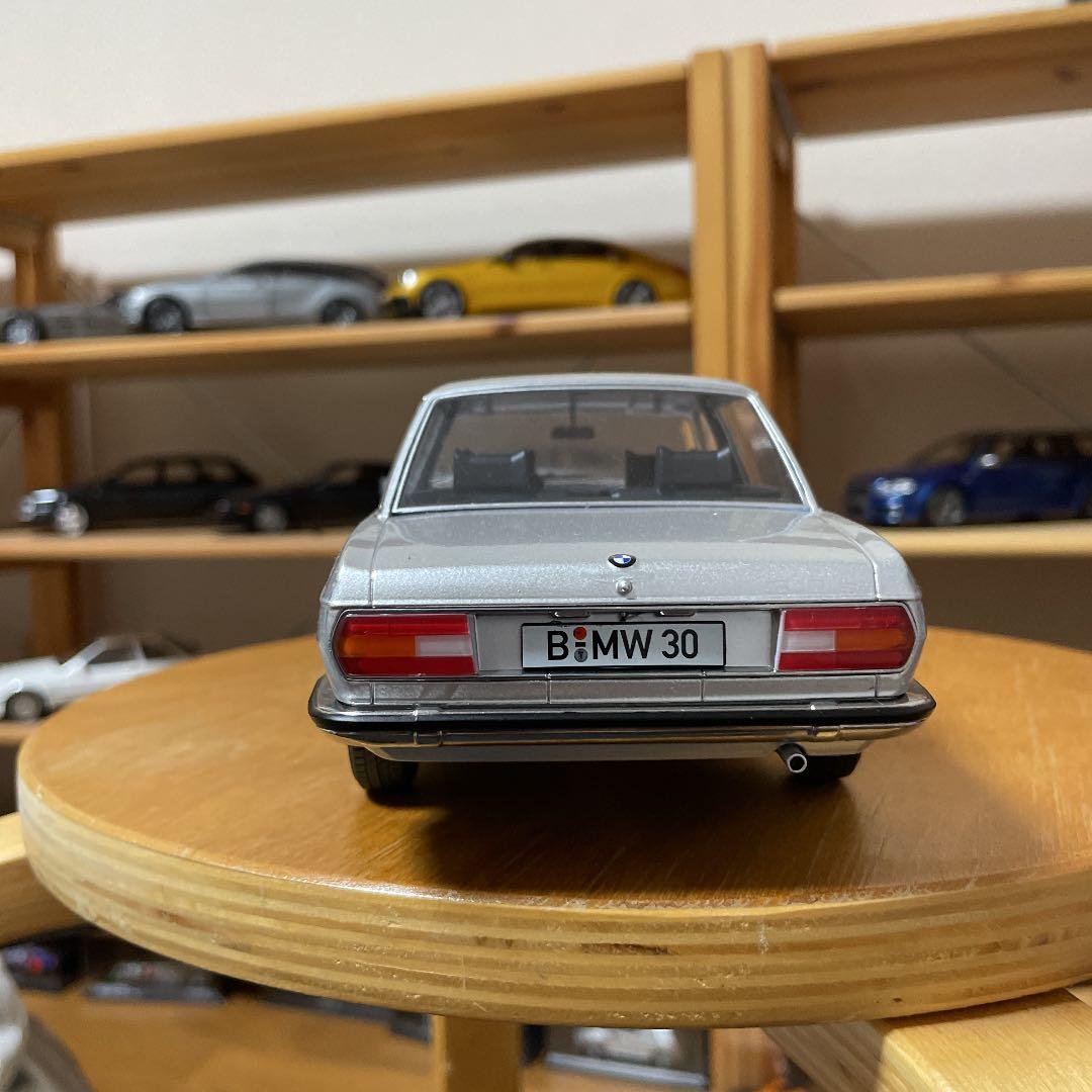 1/18 BMW E3系