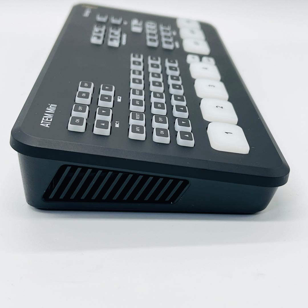ブラックマジックデザイン　ライブプロダクションスイッチャー ATEM Mini