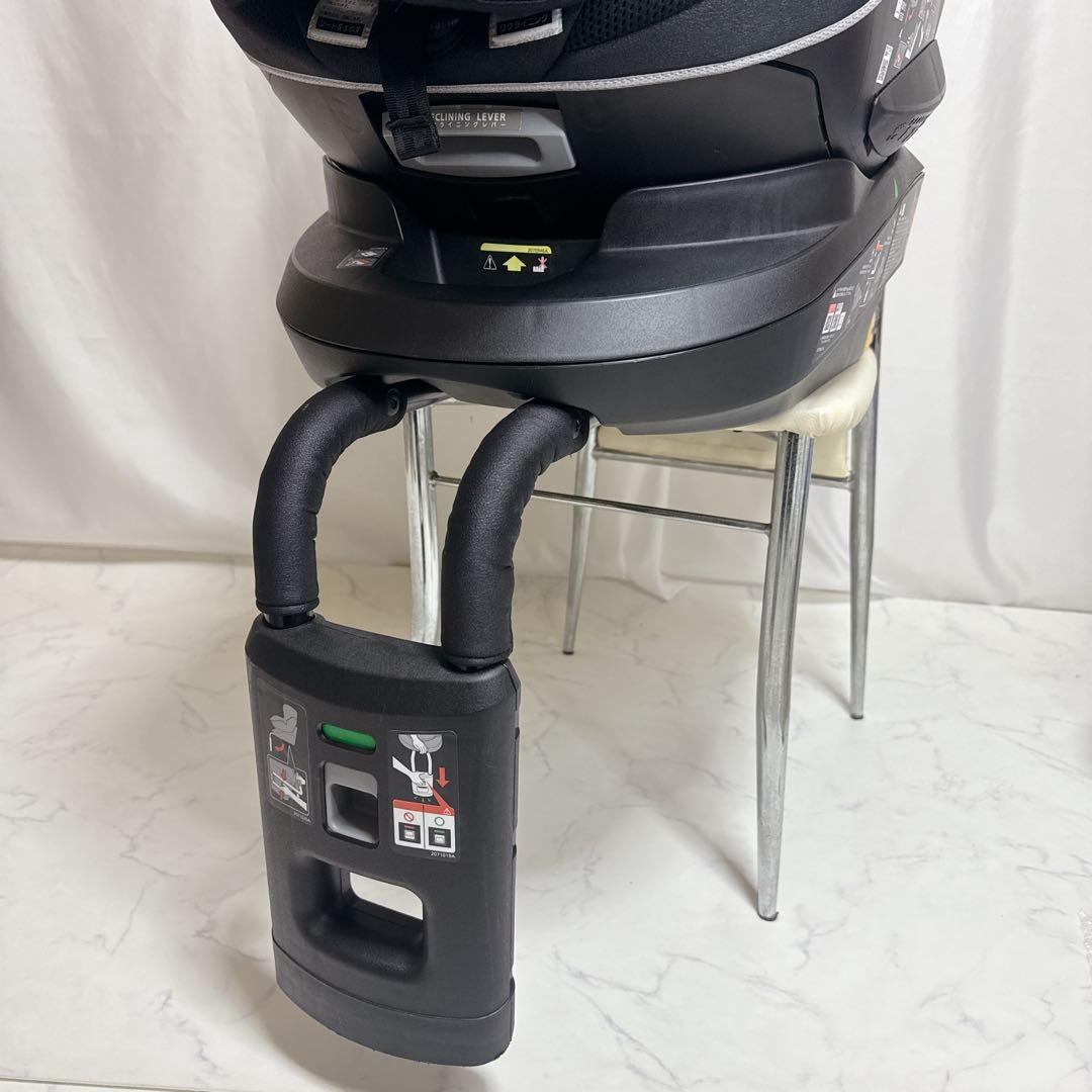 エールべべ クルット 4i グランス ISOFIX チャイルドシート 回転式 黒