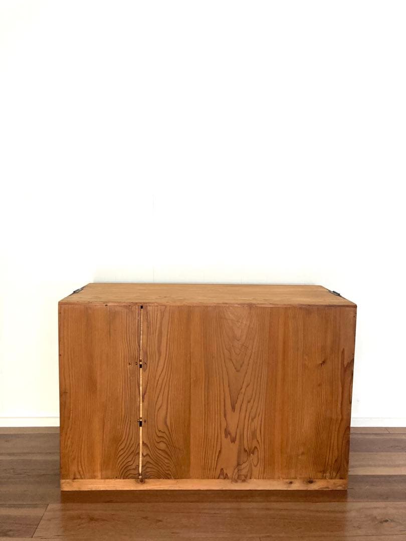 【メンテ済】アンティークの収納棚　ローボード　テレビ台　総桐　引出し3杯