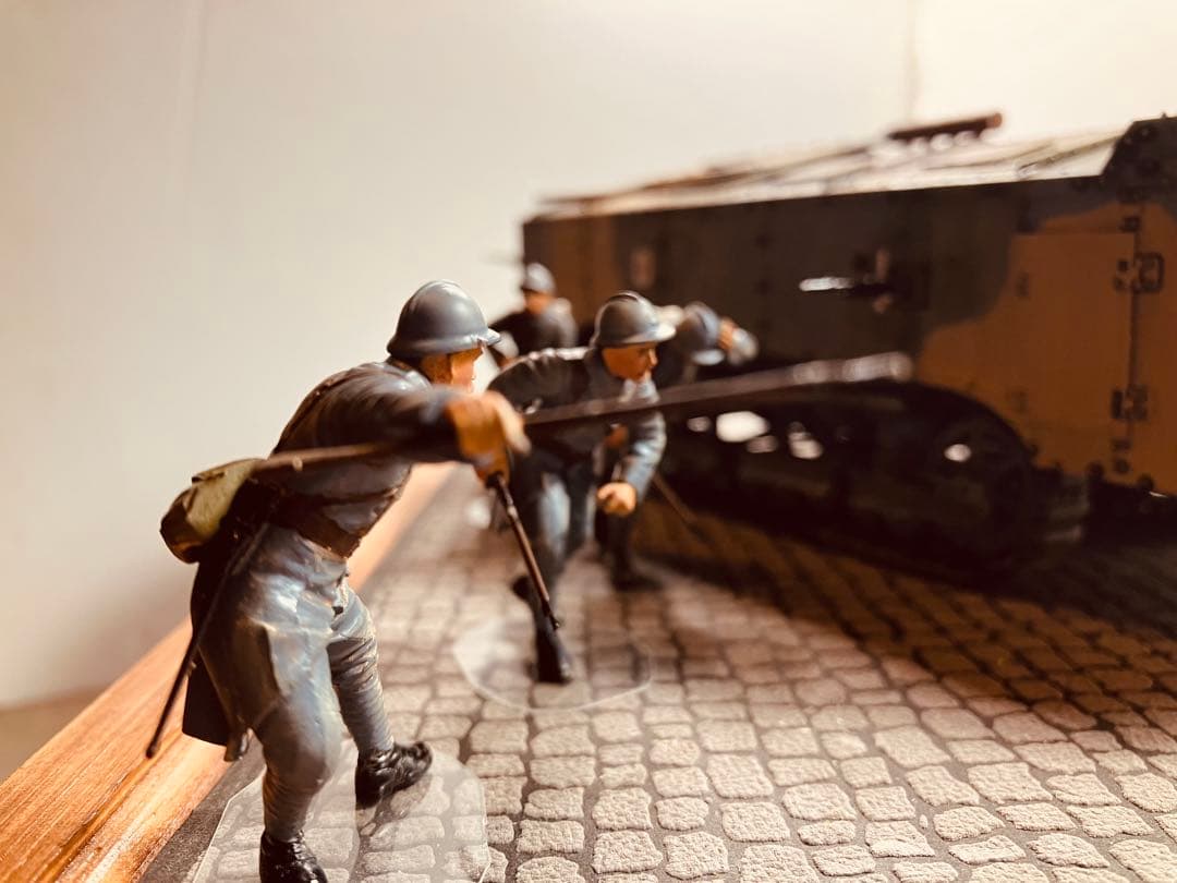 1/35 スケール フランス軍サンシャモン突撃戦車