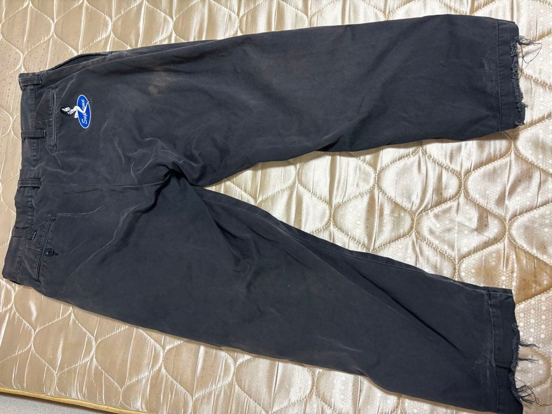 supreme チノパンツ