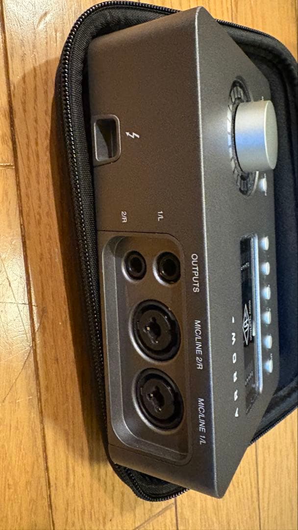 Universal Audio ARROW/専用ケース付き