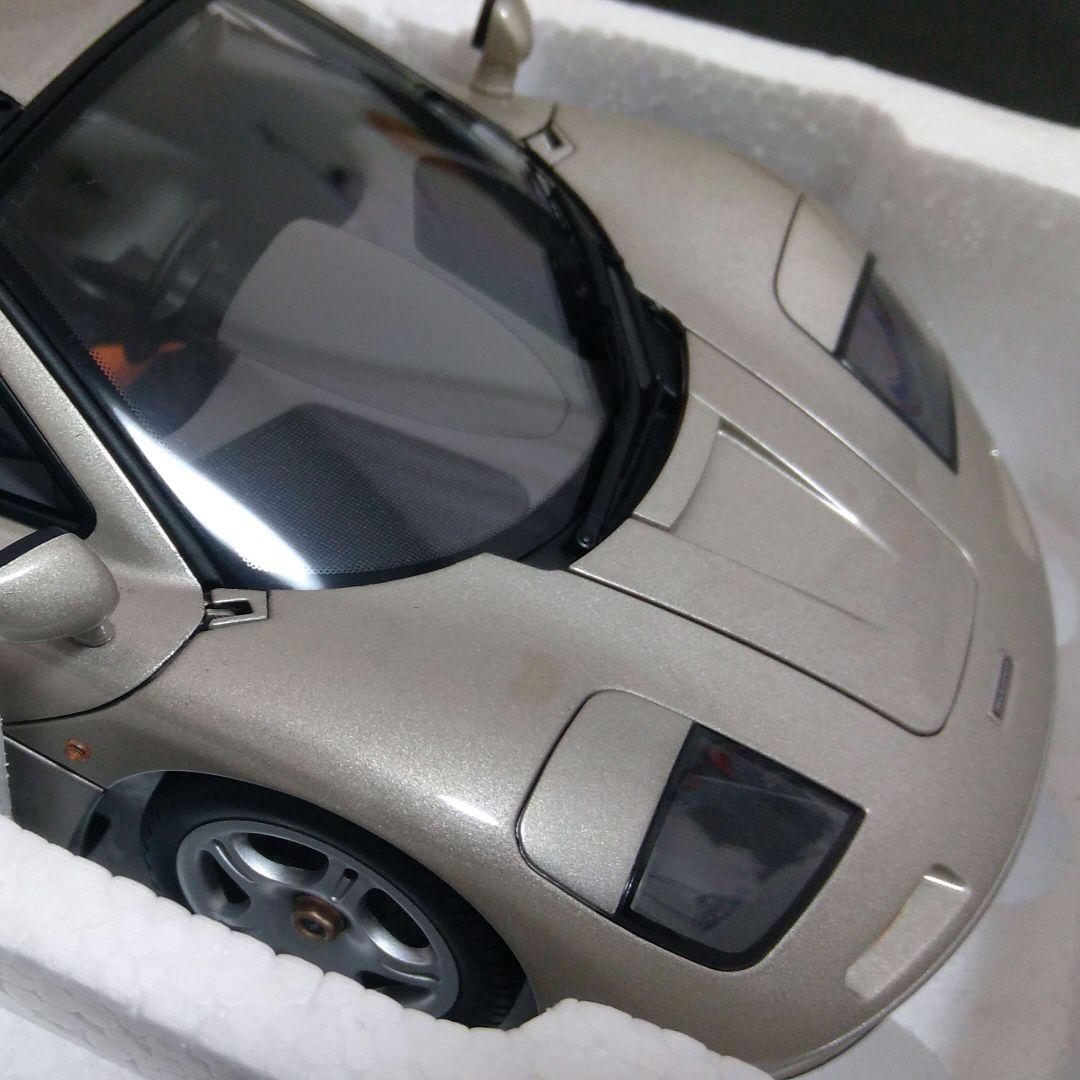 自動車 AUTOart McLAREN F1signature 76003 1/18
