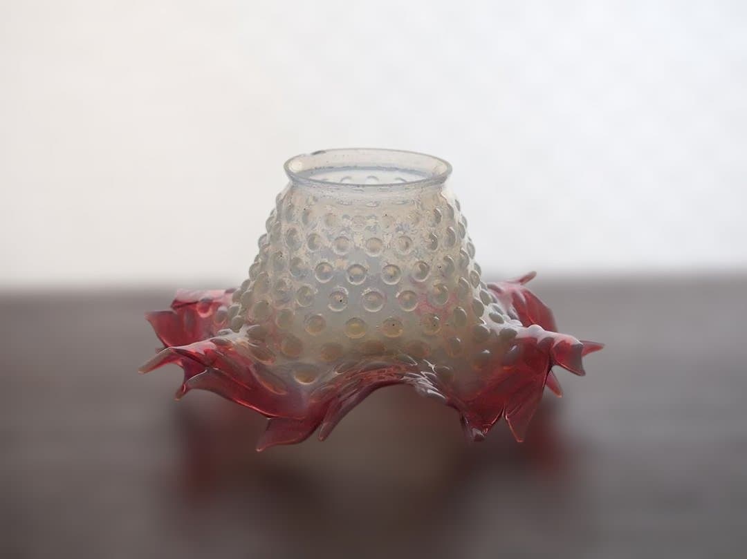 オパールガラス ホブネイル ピンク フリル ランプシェード 吹きガラス/K334