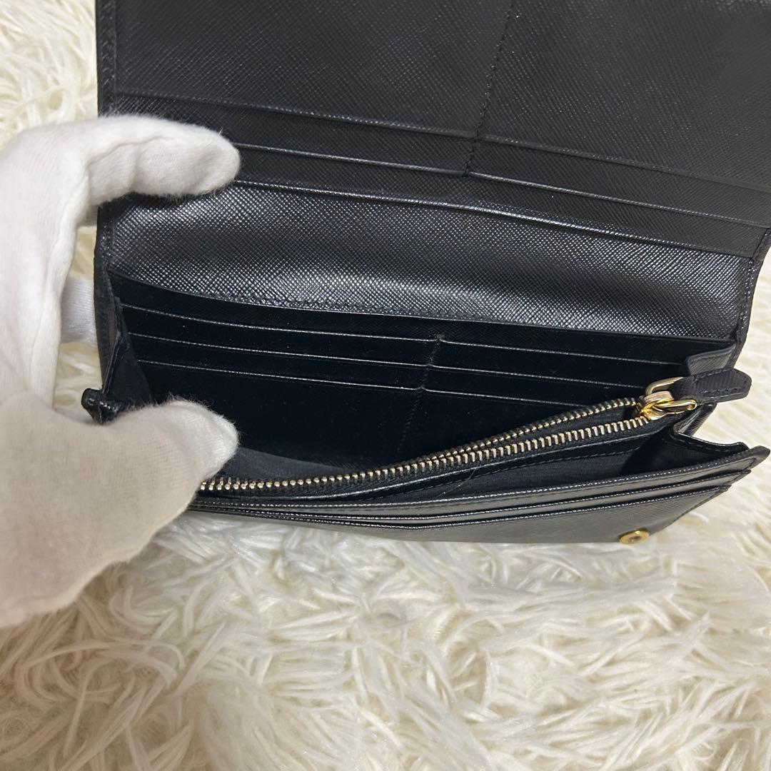 PRADA/プラダ　2つ折り長財布　サフィアーノ　レザー ブラック