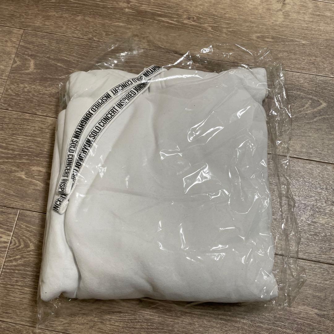 ⭐︎貴重⭐︎新品・未使用　SHINeeジョンヒョン INSPIREDフーディ