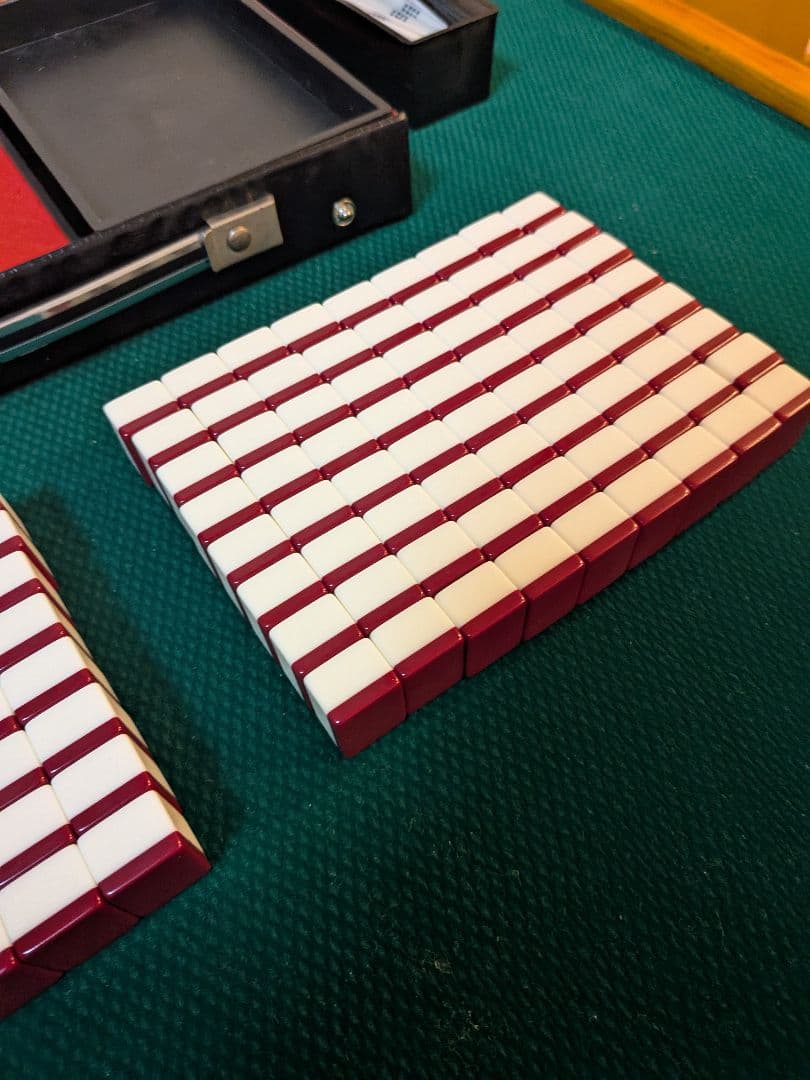 未使用　麻雀牌　あずき色　重量牌