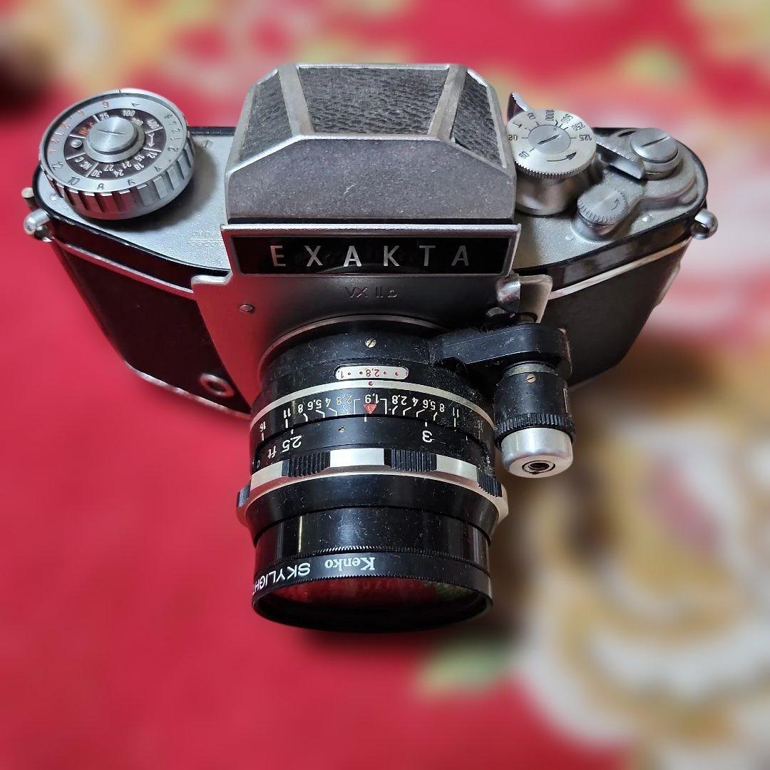 ま*く様 EXAKTA VX フィルムカメラ 50mmレンズ付き