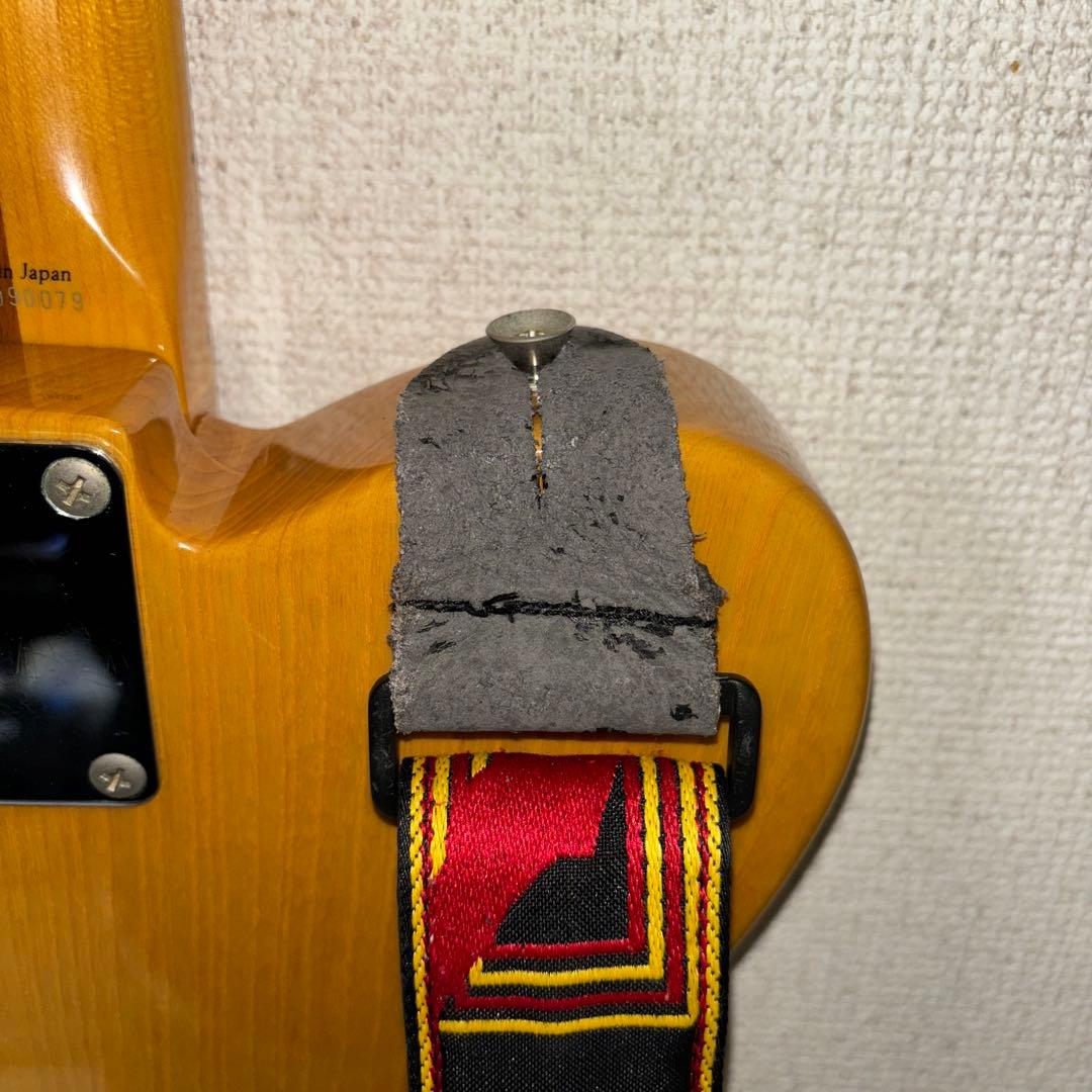 Fender Japan \"TELECASTER\" Sシリアル ストラップ付き