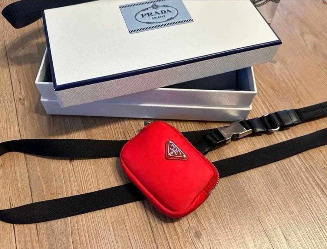 PRADA ペットリード【鑑定付未使用美品】